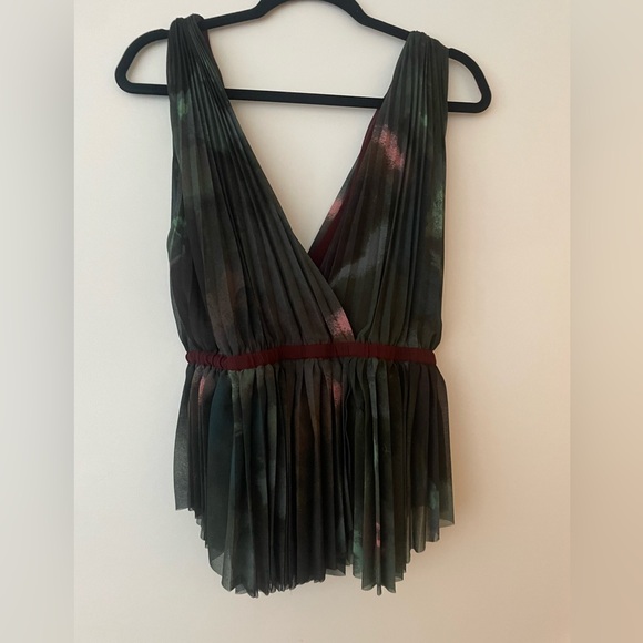 Wilfred chiffon wrap top, size small - Picture 5 of 5